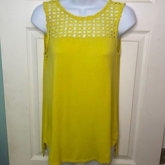 George Sleeveless Stylish Soft Comfortable Top - Picture 1 of 3